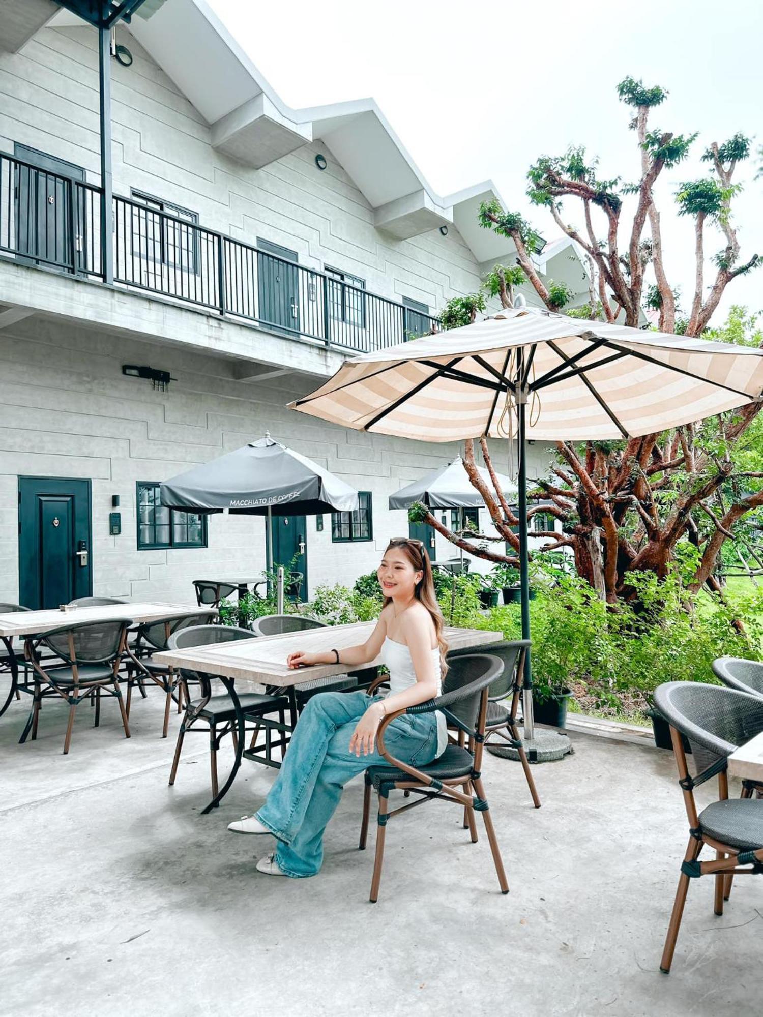 Macchiato Resort Savannakhet Opposite Thai Embassy Eksteriør billede