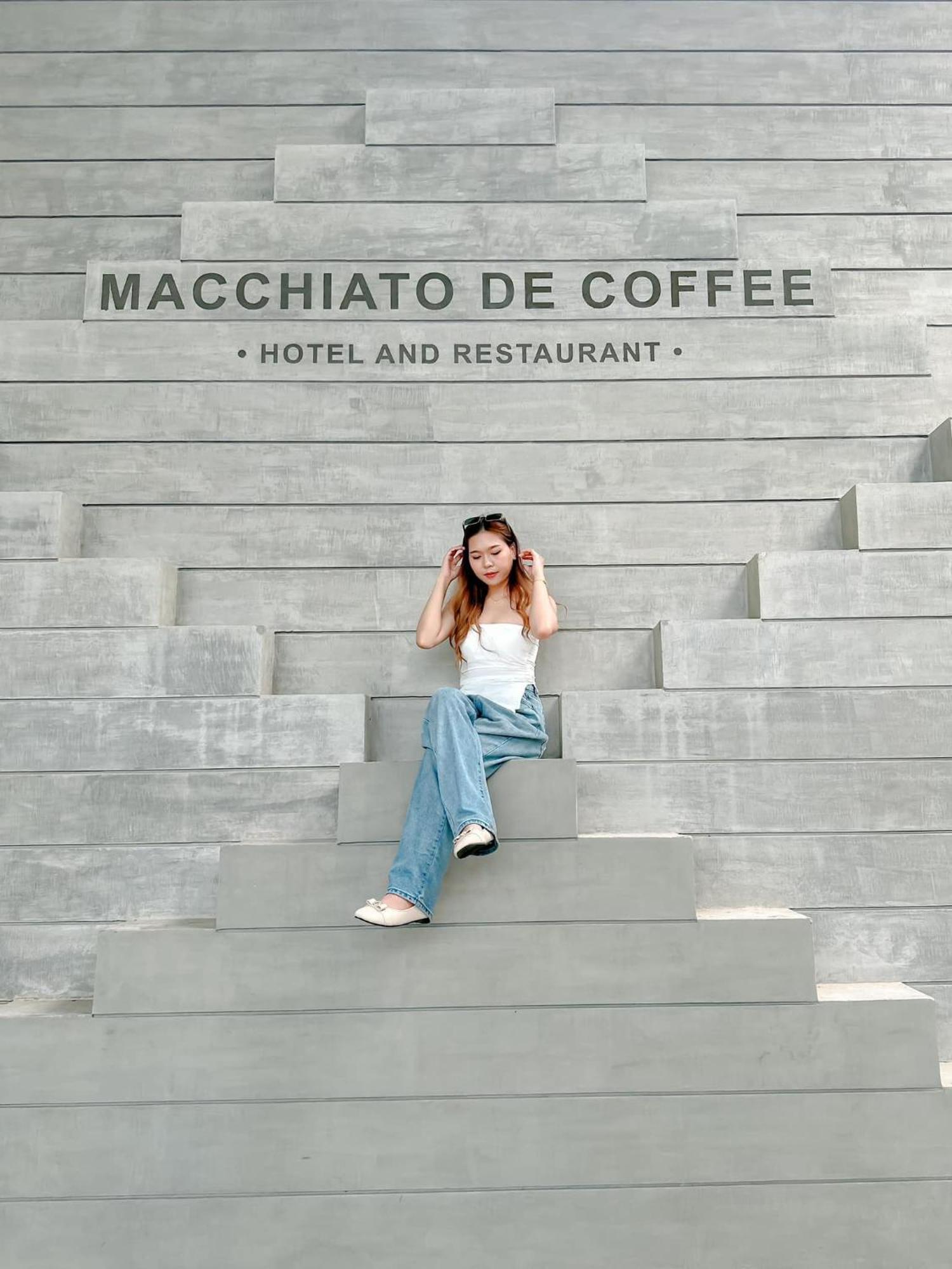Macchiato Resort Savannakhet Opposite Thai Embassy Eksteriør billede