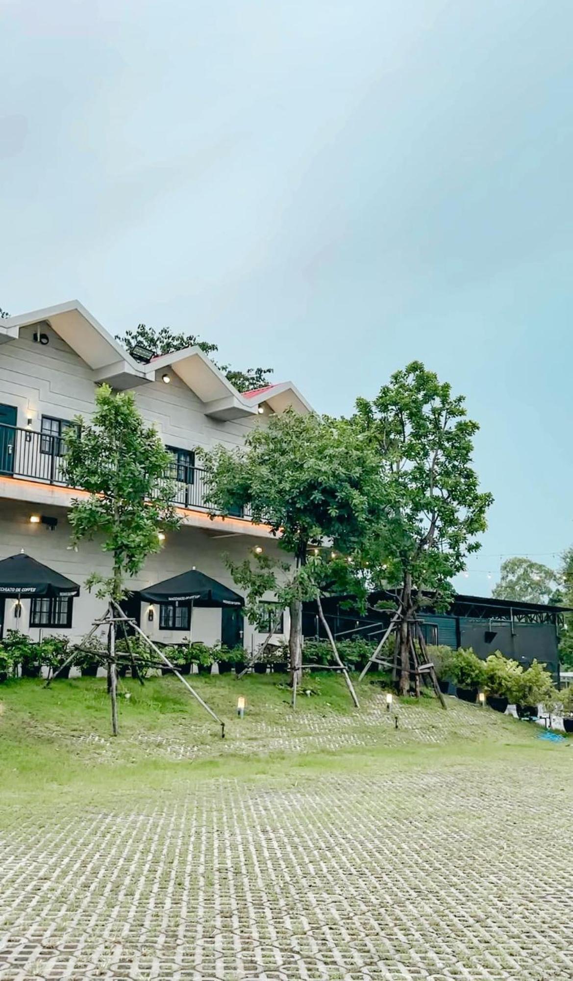 Macchiato Resort Savannakhet Opposite Thai Embassy Eksteriør billede
